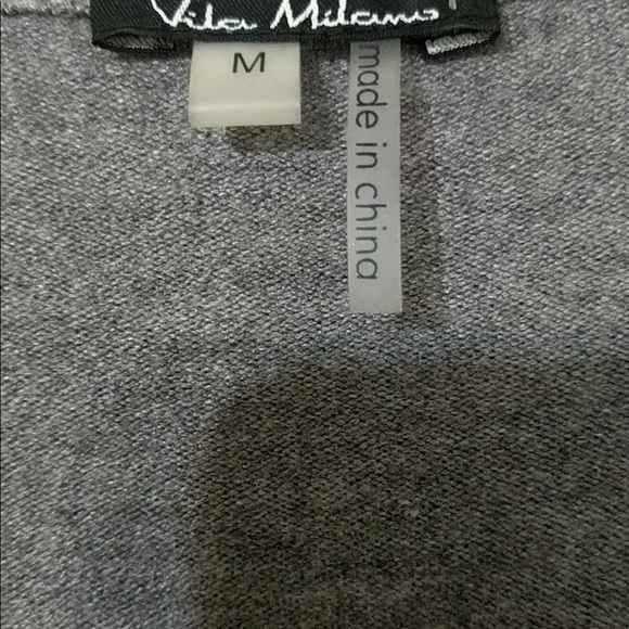 COPY - Cute sweater with rhinestone detail on neckline - Picture 2 of 4